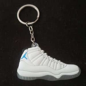 🔥Jordan (Carolina wht & blue) Shoe Keychain🔥
